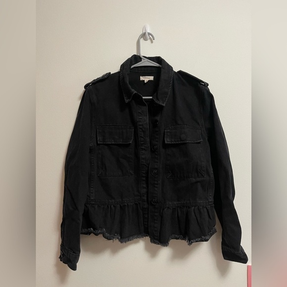 Gilli - Women’s Ruffle Peplum Raw Hem Black Button Up Denim Jacket - Size S - Picture 5 of 6